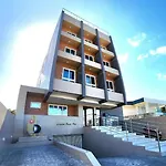 Paradise Flat 408