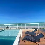 Paradise Flat 408