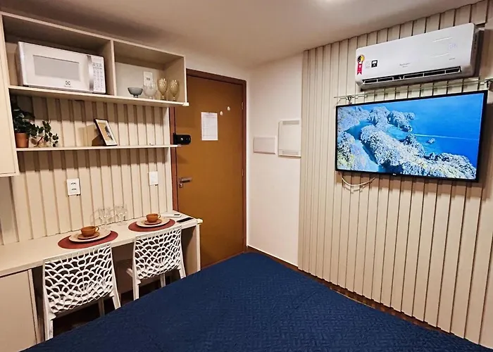 Paradise Flat 408